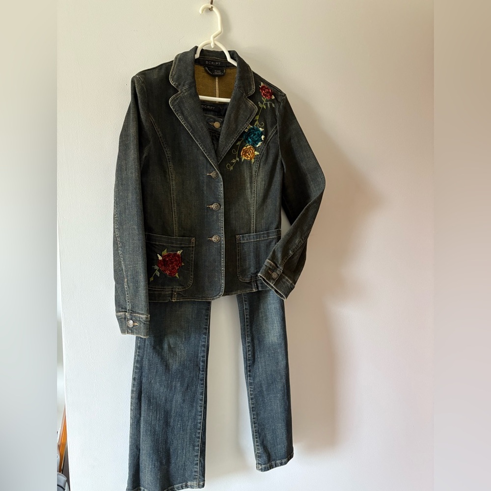 Fancy Western Embroidered Denim Jacket Jean suit 2 Piece Set by Script. Size 8